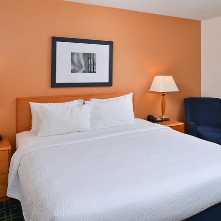 Fairfield Inn And Suites Charleston North/University Area Север Чарлстон Экстерьер фото