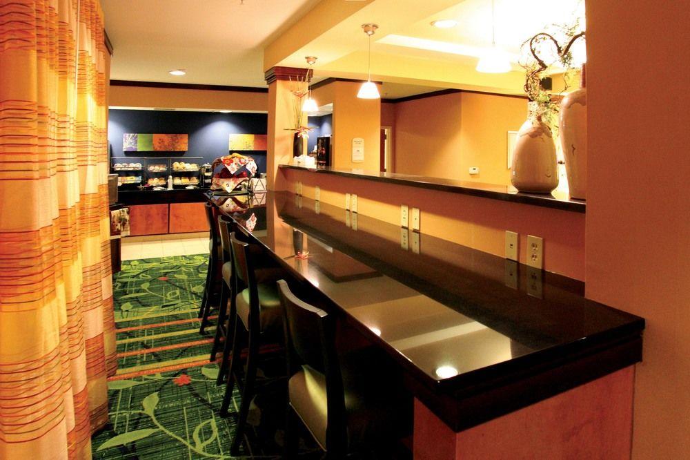 Fairfield Inn And Suites Charleston North/University Area Север Чарлстон Экстерьер фото