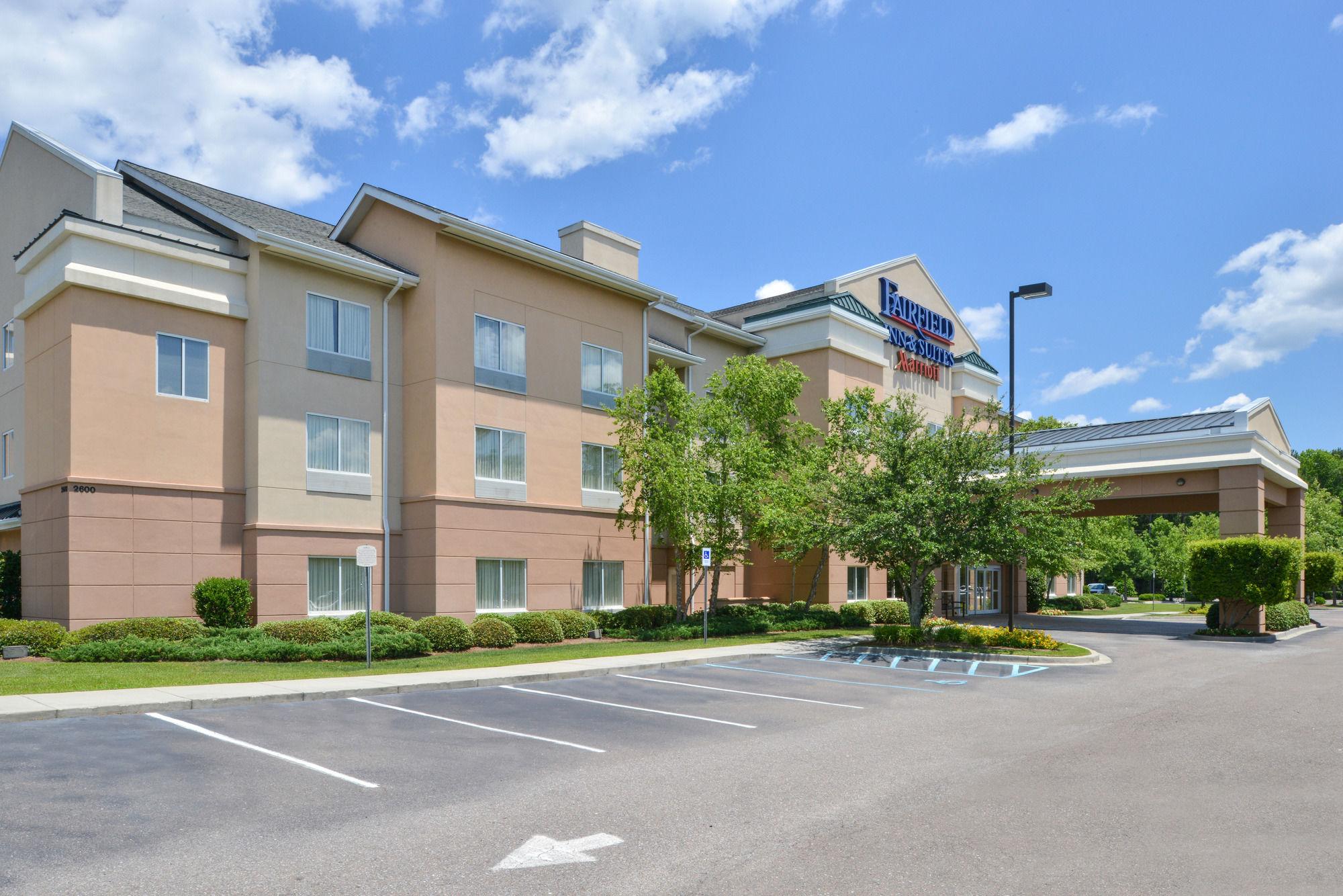 Fairfield Inn And Suites Charleston North/University Area Север Чарлстон Экстерьер фото