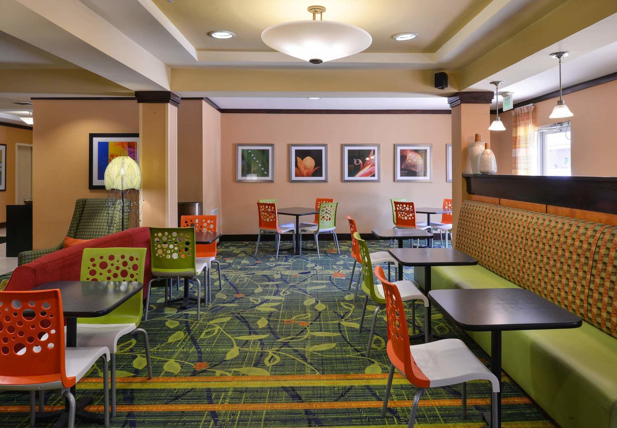 Fairfield Inn And Suites Charleston North/University Area Север Чарлстон Экстерьер фото