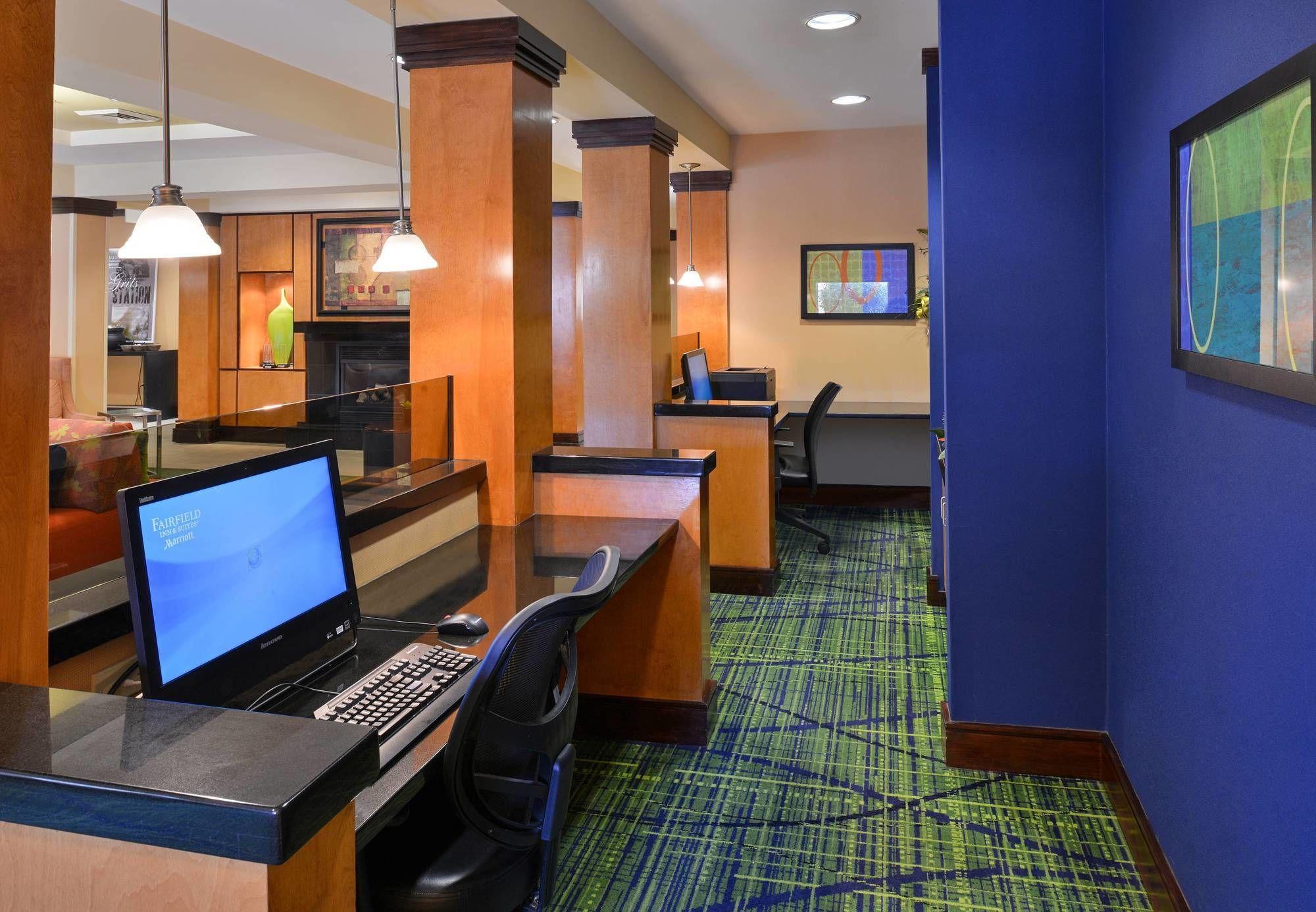 Fairfield Inn And Suites Charleston North/University Area Север Чарлстон Экстерьер фото