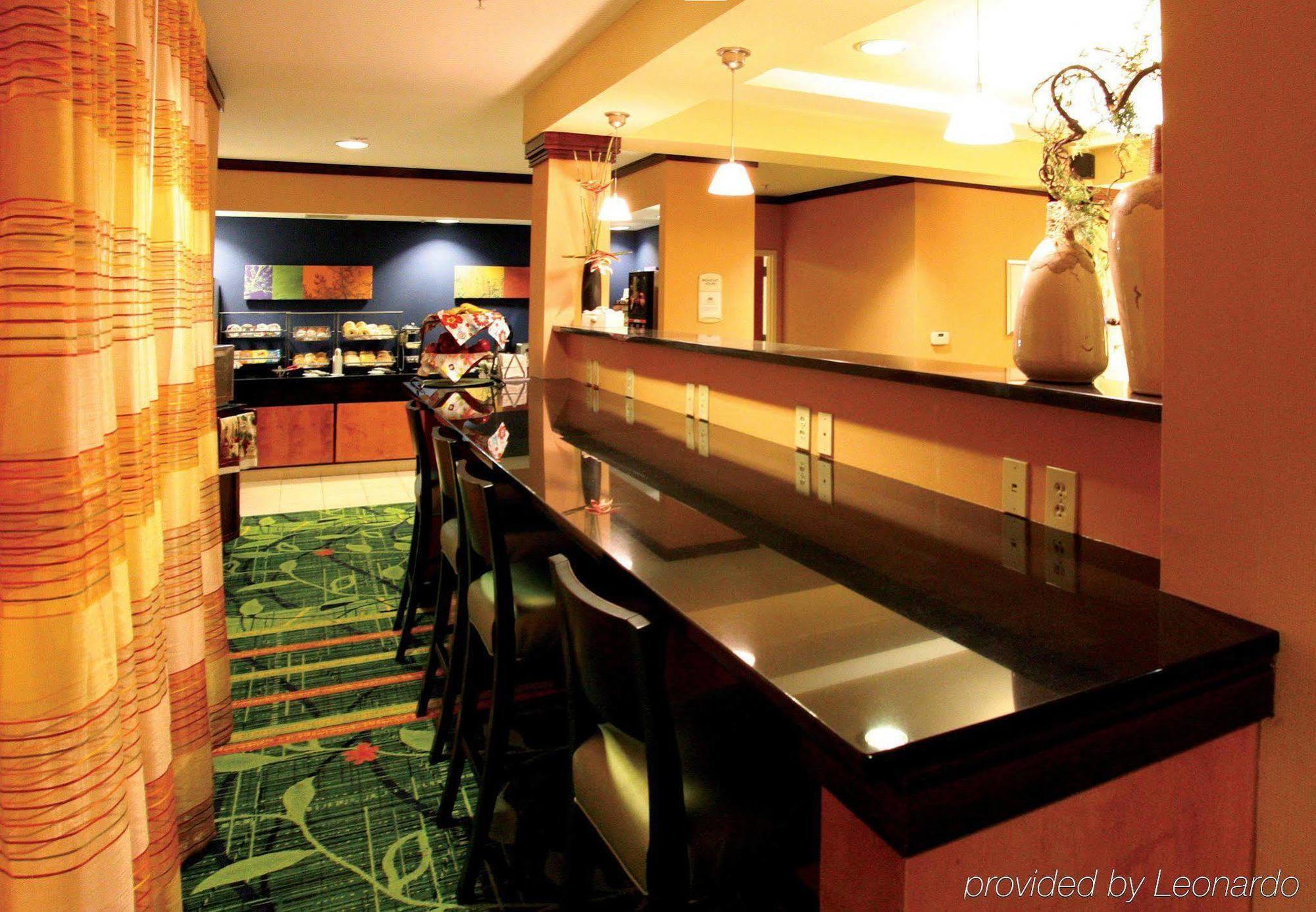 Fairfield Inn And Suites Charleston North/University Area Север Чарлстон Экстерьер фото